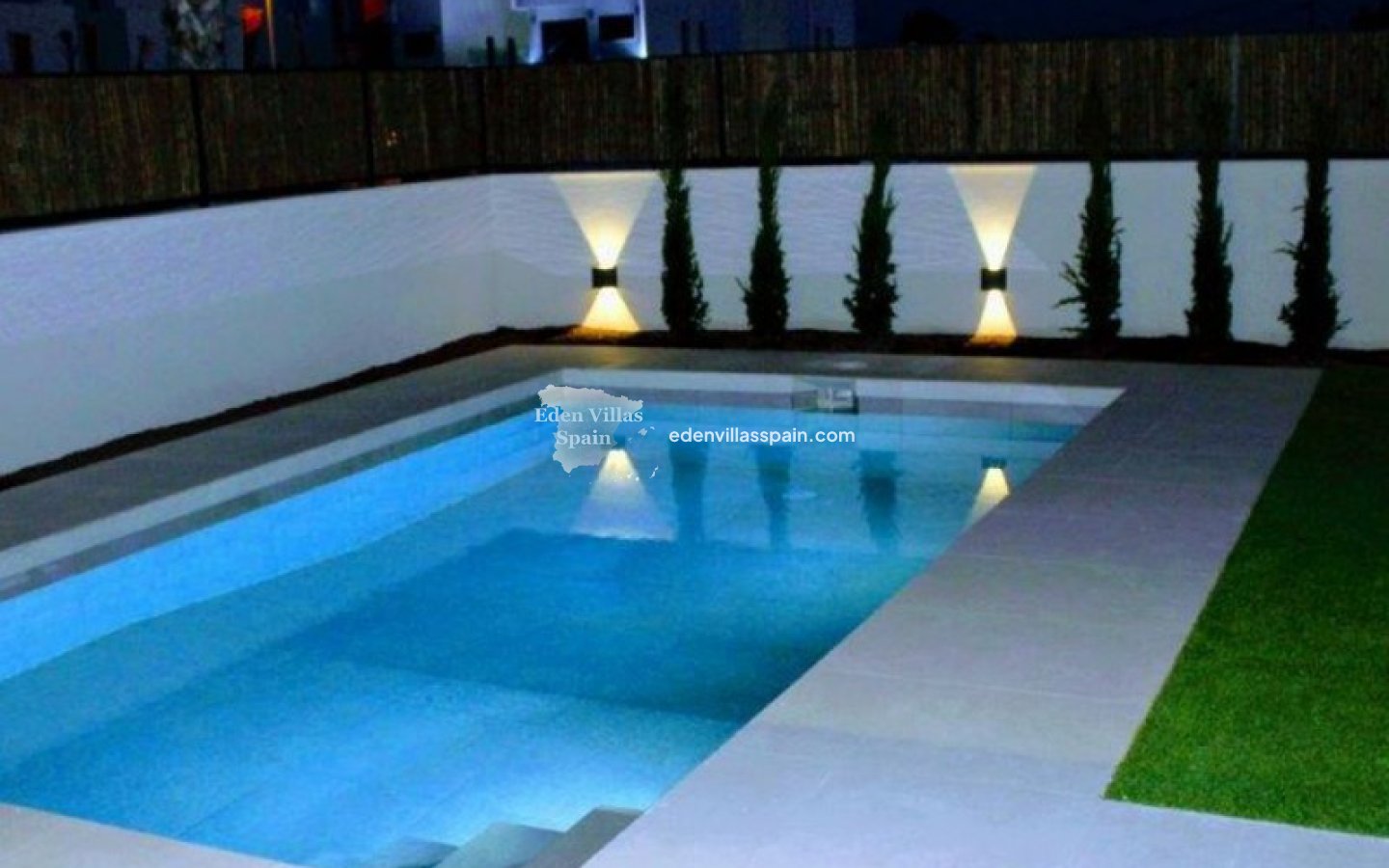 Obra Nueva - Villa a estrenar - La Marina