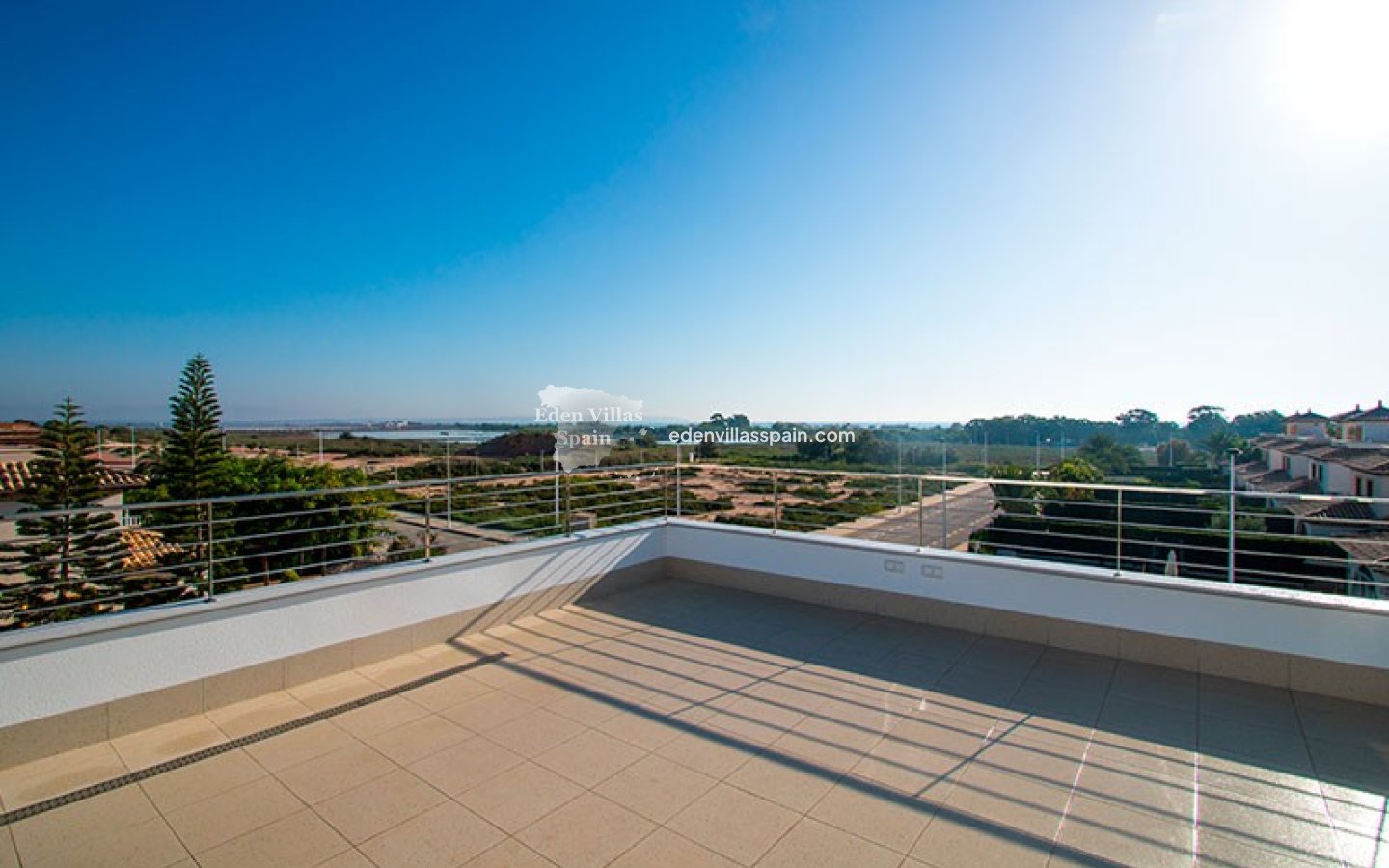 Obra Nueva - Villa a estrenar - La Marina