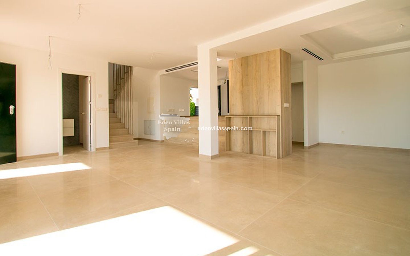 Obra Nueva - Villa a estrenar - La Marina