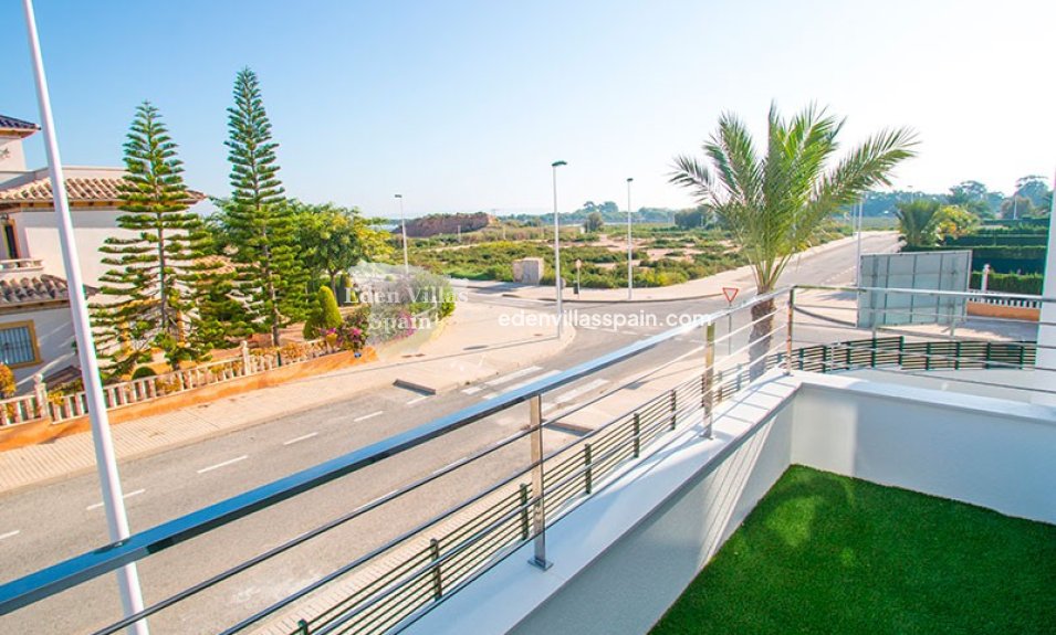 Obra Nueva - Villa a estrenar - La Marina