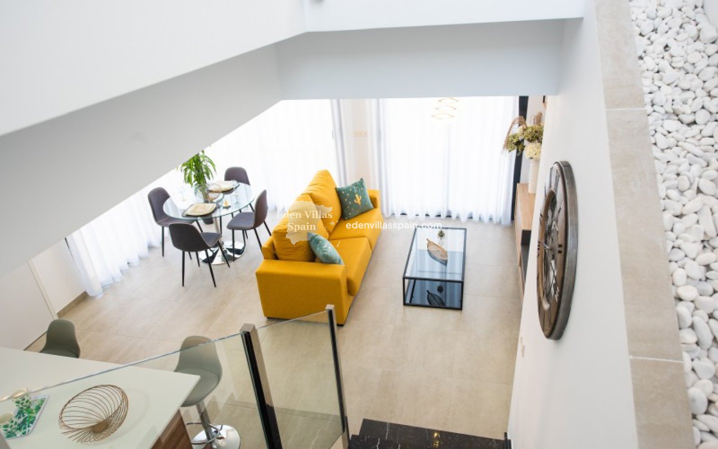 Obra Nueva - Villa a estrenar - Los Montesinos