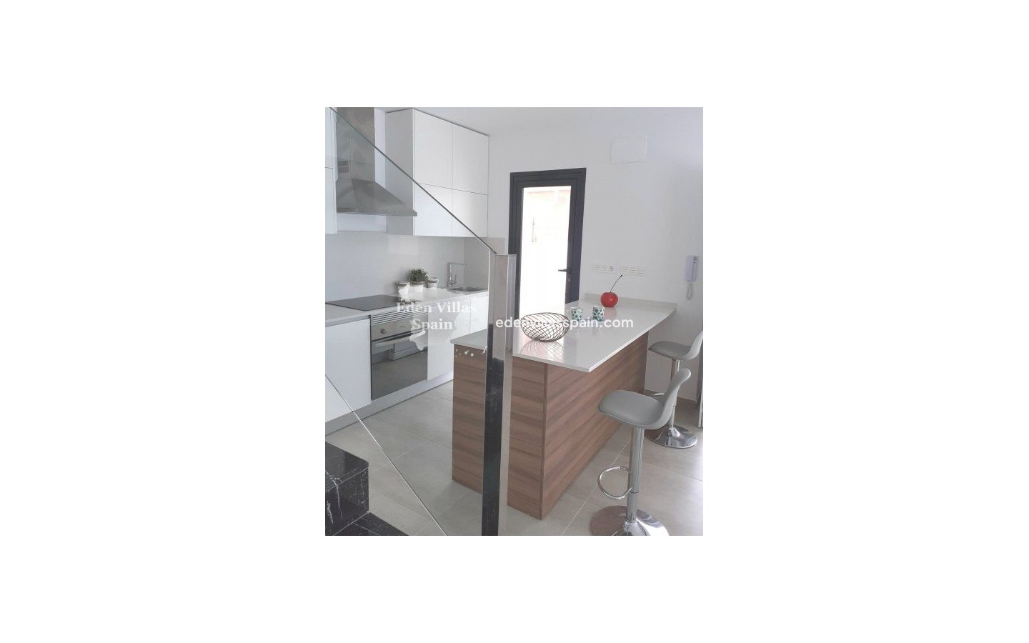 Obra Nueva - Villa a estrenar - Los Montesinos