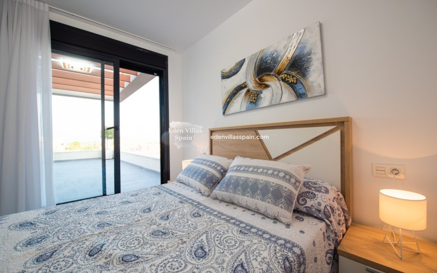 Obra Nueva - Villa a estrenar - Los Montesinos