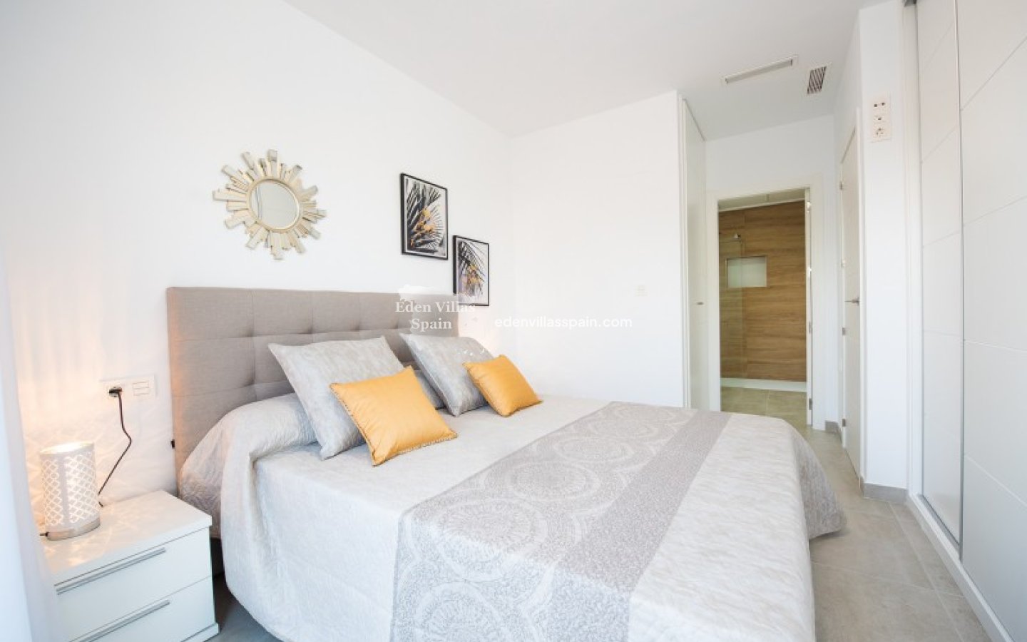 Obra Nueva - Villa a estrenar - Los Montesinos