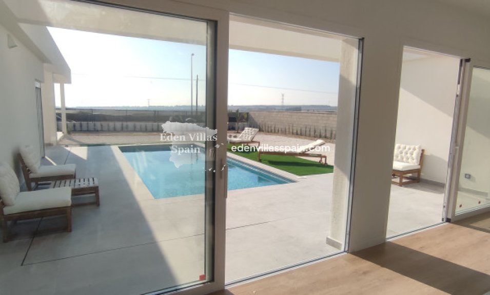 Obra Nueva - Villa a estrenar - Mutxamel