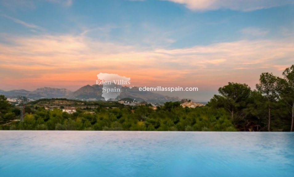 Obra Nueva - Villa a estrenar - Polop