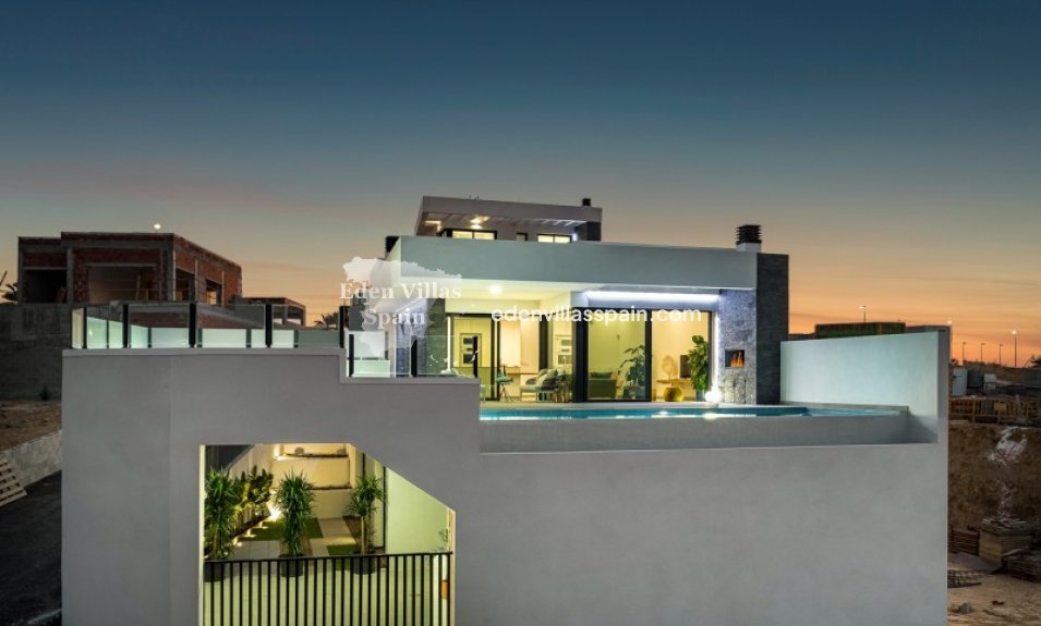 Obra Nueva - Villa a estrenar - Rojales