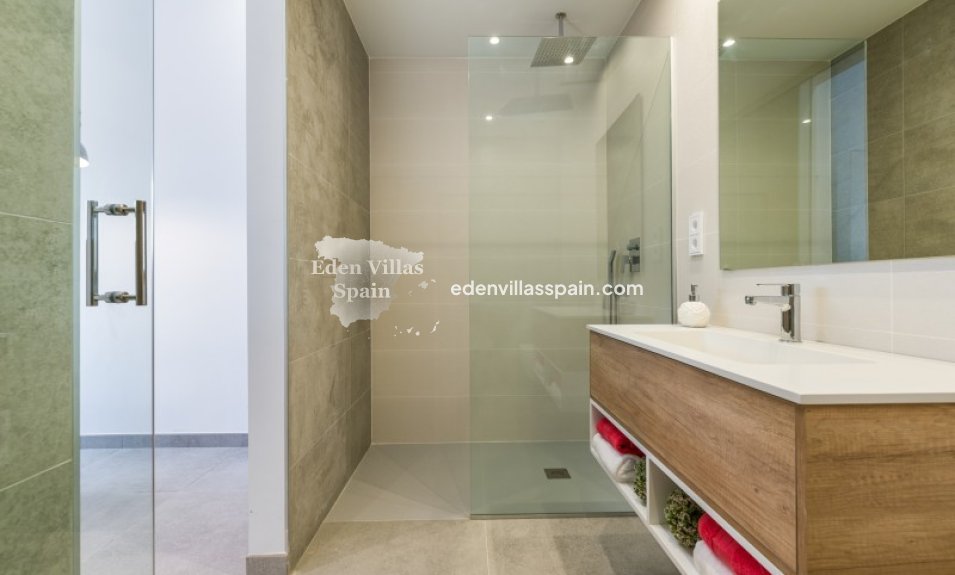 Obra Nueva - Villa a estrenar - Rojales