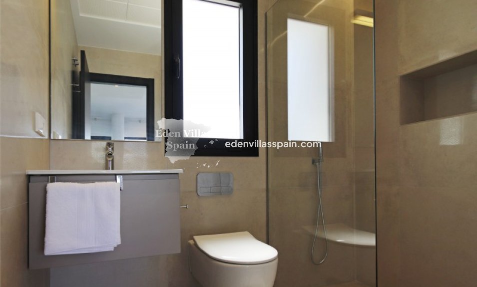 Obra Nueva - Villa a estrenar - Rojales