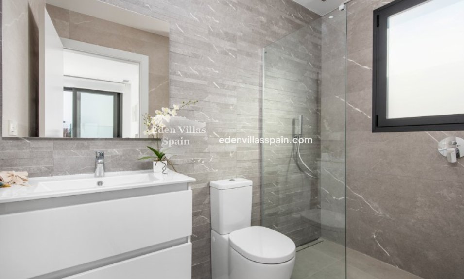 Obra Nueva - Villa a estrenar - Rojales