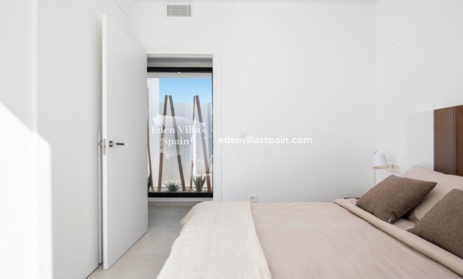 Obra Nueva - Villa a estrenar - Rojales