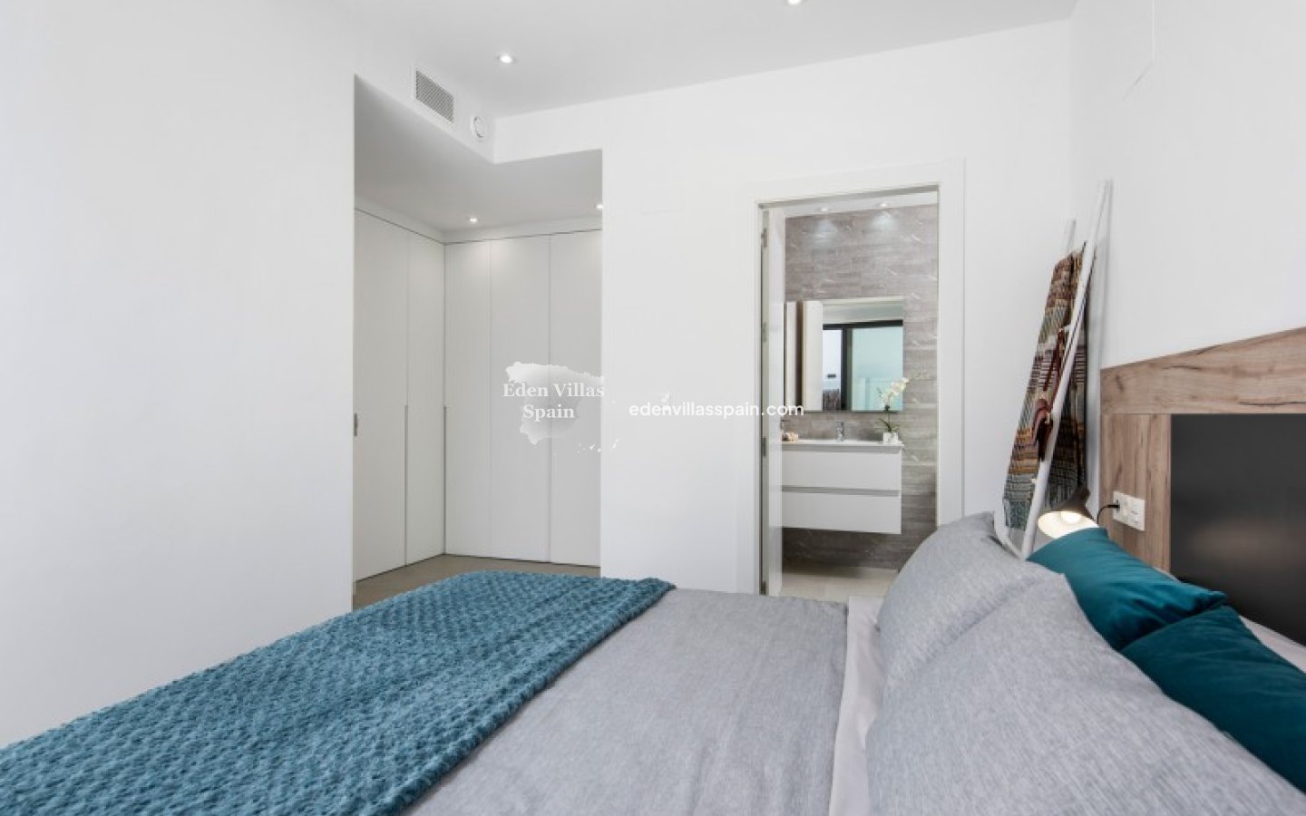 Obra Nueva - Villa a estrenar - Rojales