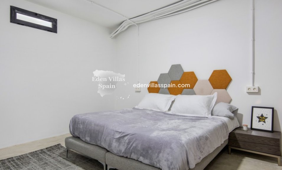 Obra Nueva - Villa a estrenar - Rojales