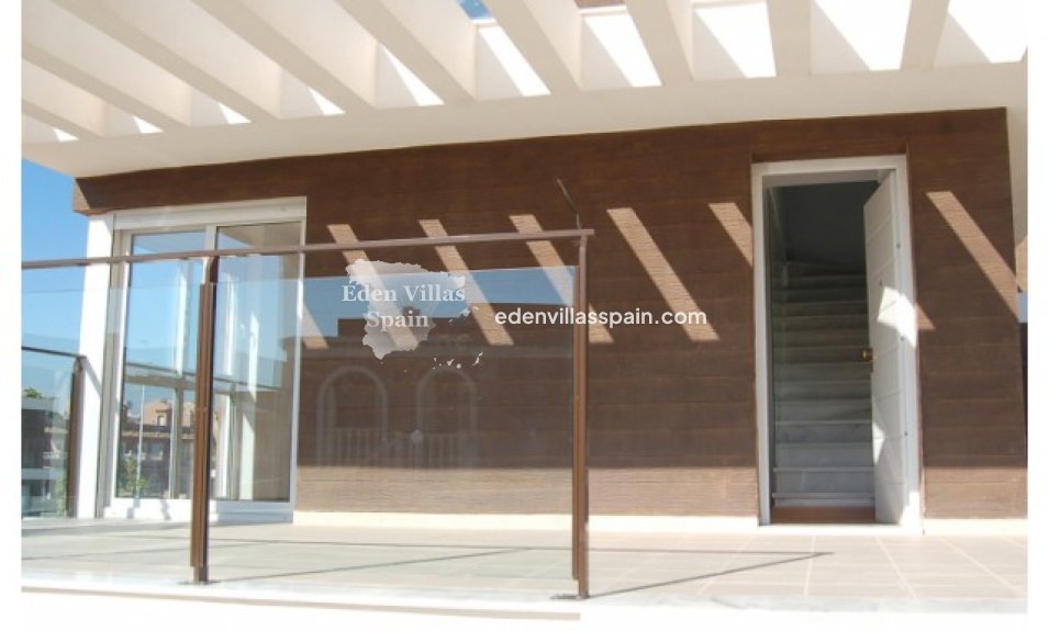 Obra Nueva - Villa a estrenar - Santa Pola