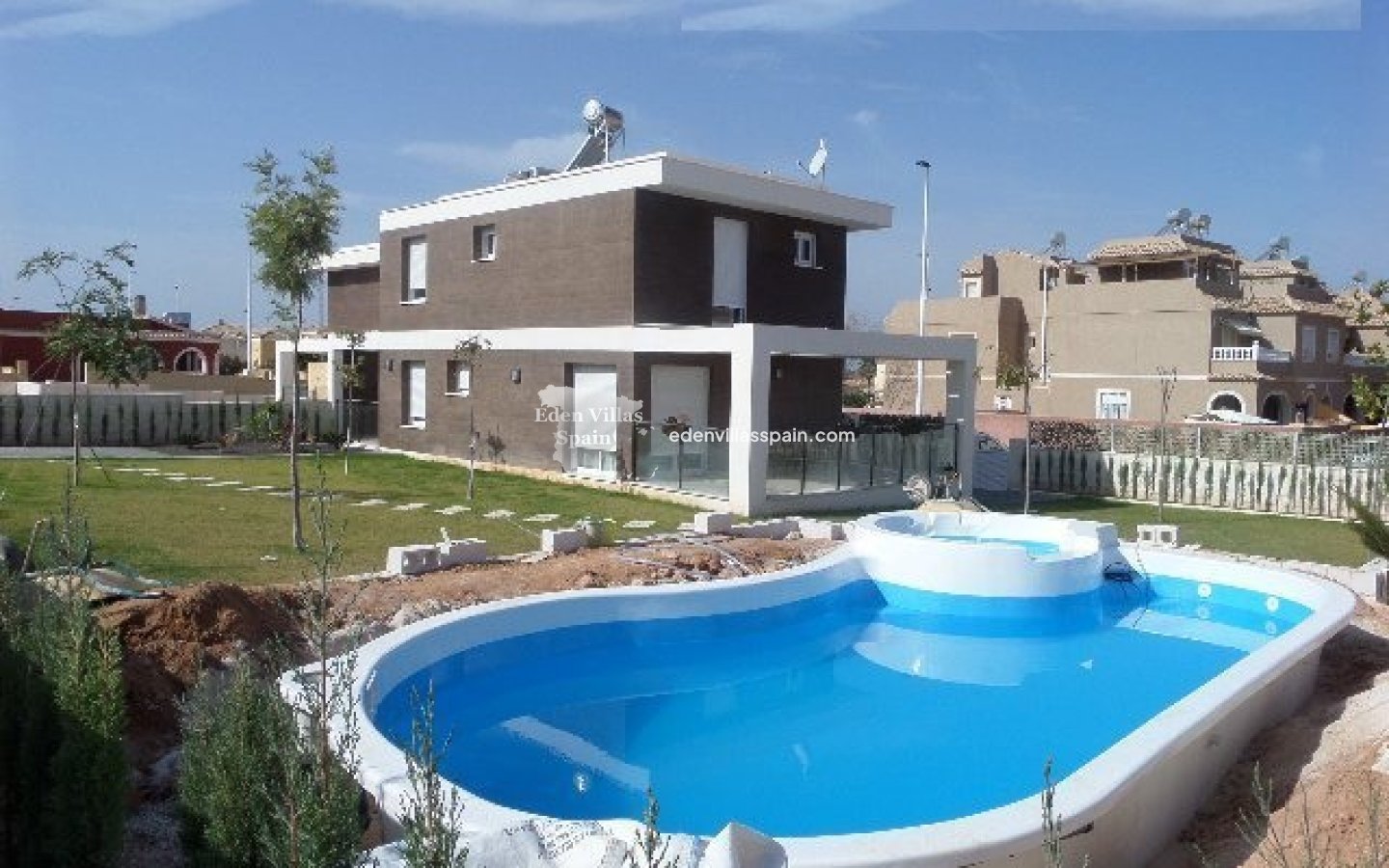 Obra Nueva - Villa a estrenar - Santa Pola