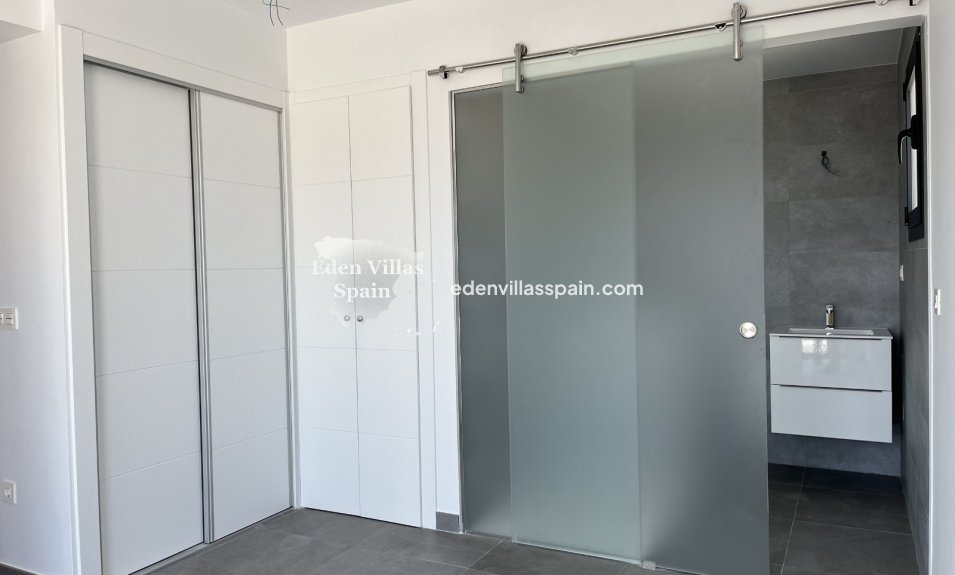 Obra Nueva - Villa a estrenar - Santa Pola