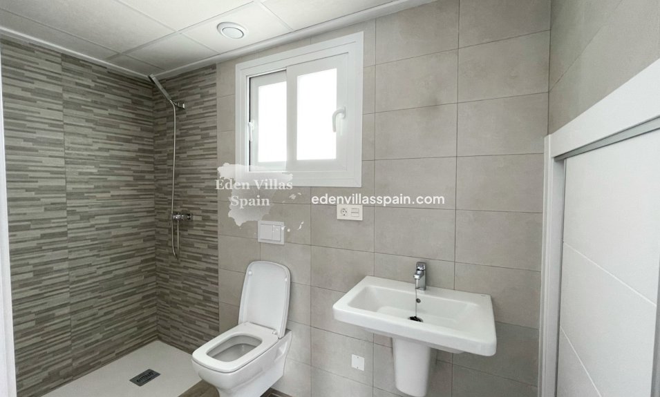 Obra Nueva - Villa a estrenar - Santa Pola