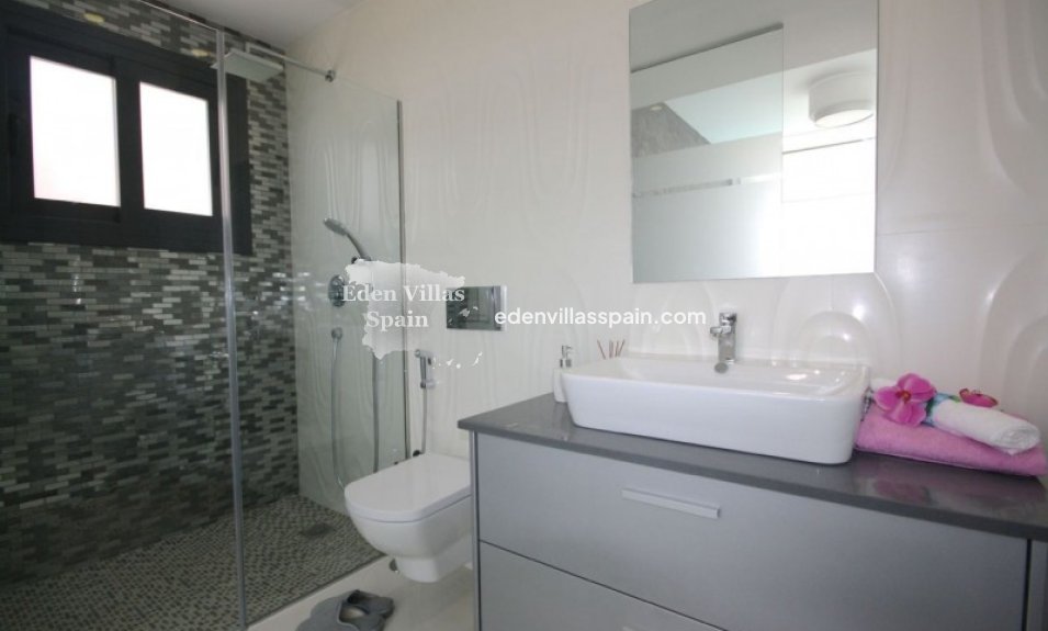 Obra Nueva - Villa costera - Costa Blanca