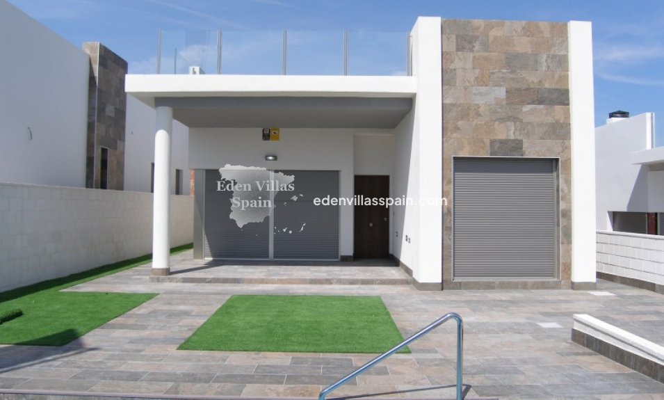 Obra Nueva - Villa costera - Orihuela Costa