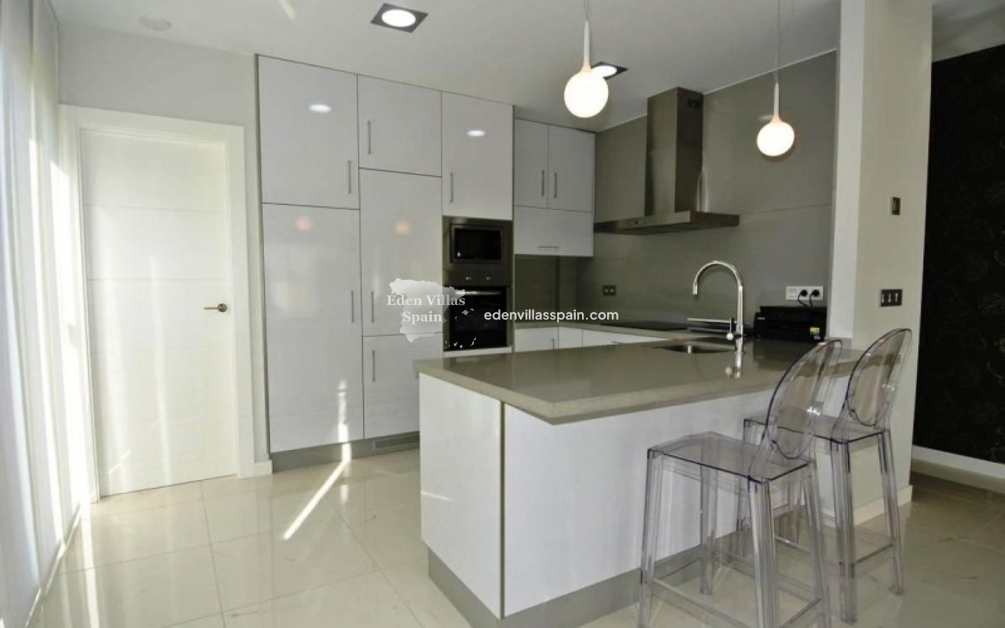 Obra Nueva - Villa costera - Orihuela Costa