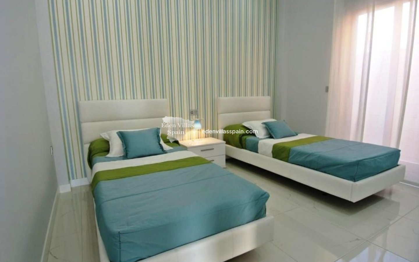 Obra Nueva - Villa costera - Orihuela Costa