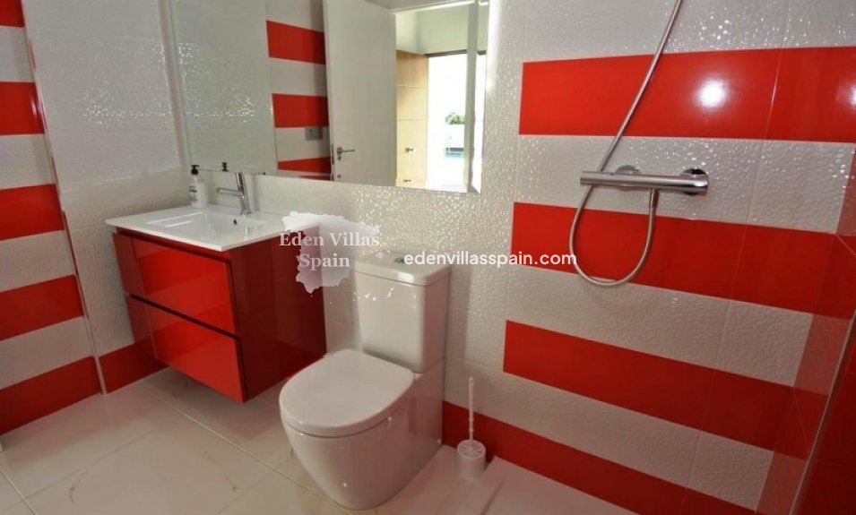 Obra Nueva - Villa costera - Orihuela Costa