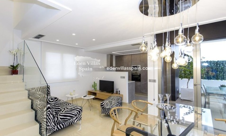 Obra Nueva - Villa costera - Orihuela Costa