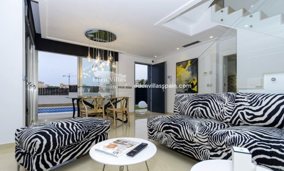 Obra Nueva - Villa costera - Orihuela Costa