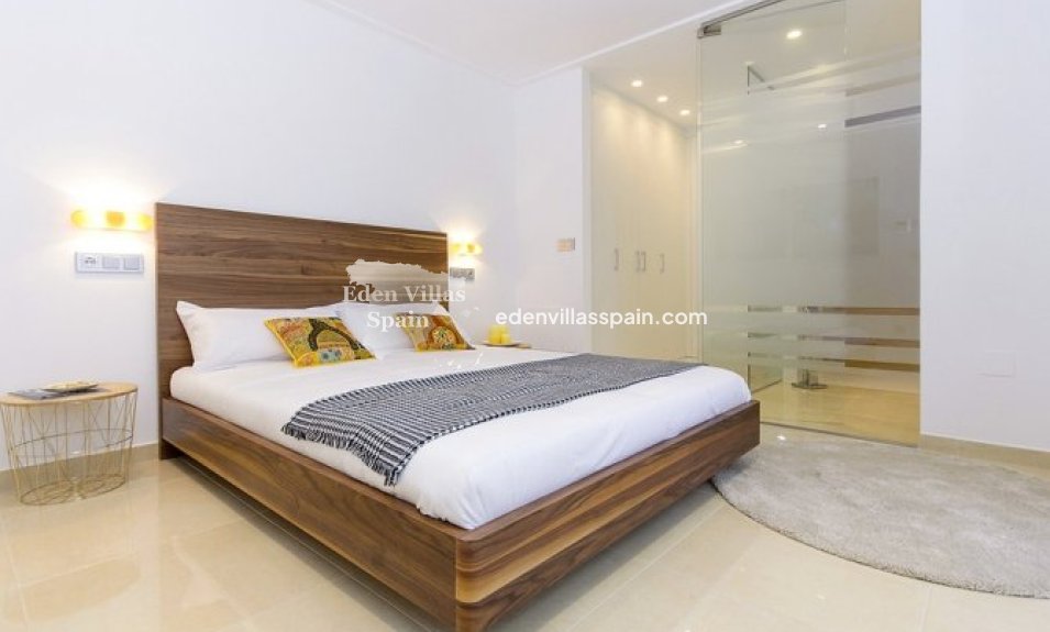 Obra Nueva - Villa costera - Orihuela Costa