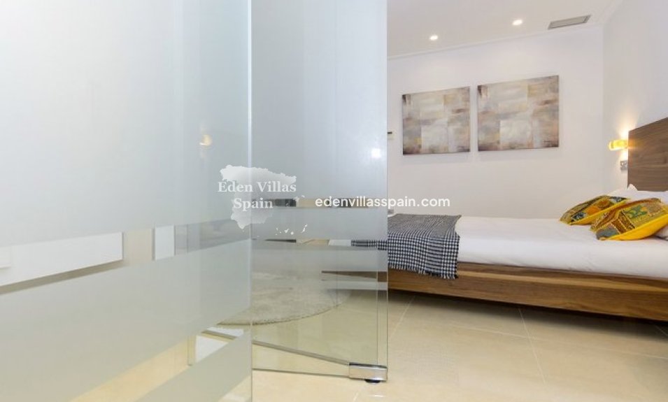 Obra Nueva - Villa costera - Orihuela Costa