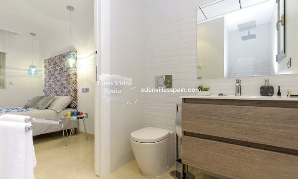 Obra Nueva - Villa costera - Orihuela Costa