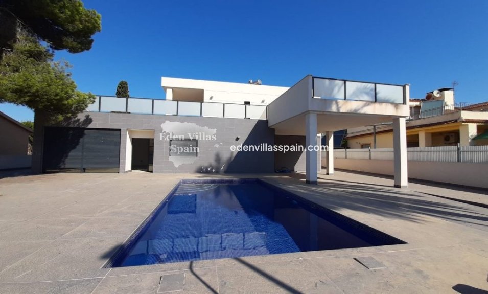 Obra Nueva - Villa costera - Orihuela Costa
