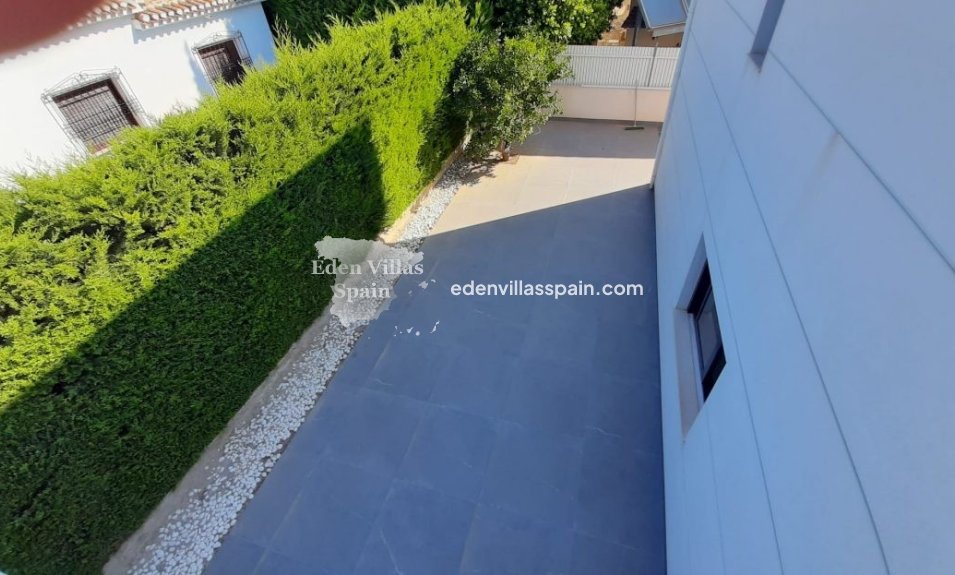 Obra Nueva - Villa costera - Orihuela Costa