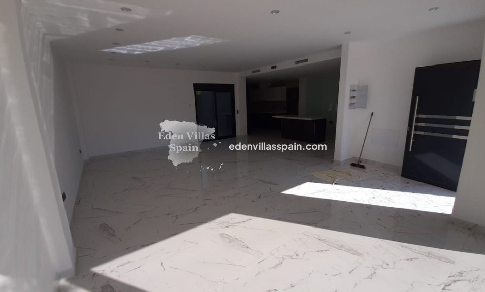 Obra Nueva - Villa costera - Orihuela Costa