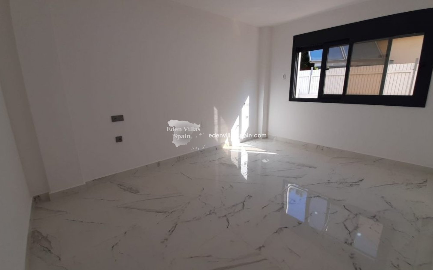 Obra Nueva - Villa costera - Orihuela Costa