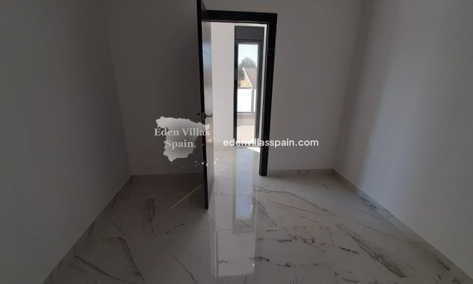 Obra Nueva - Villa costera - Orihuela Costa