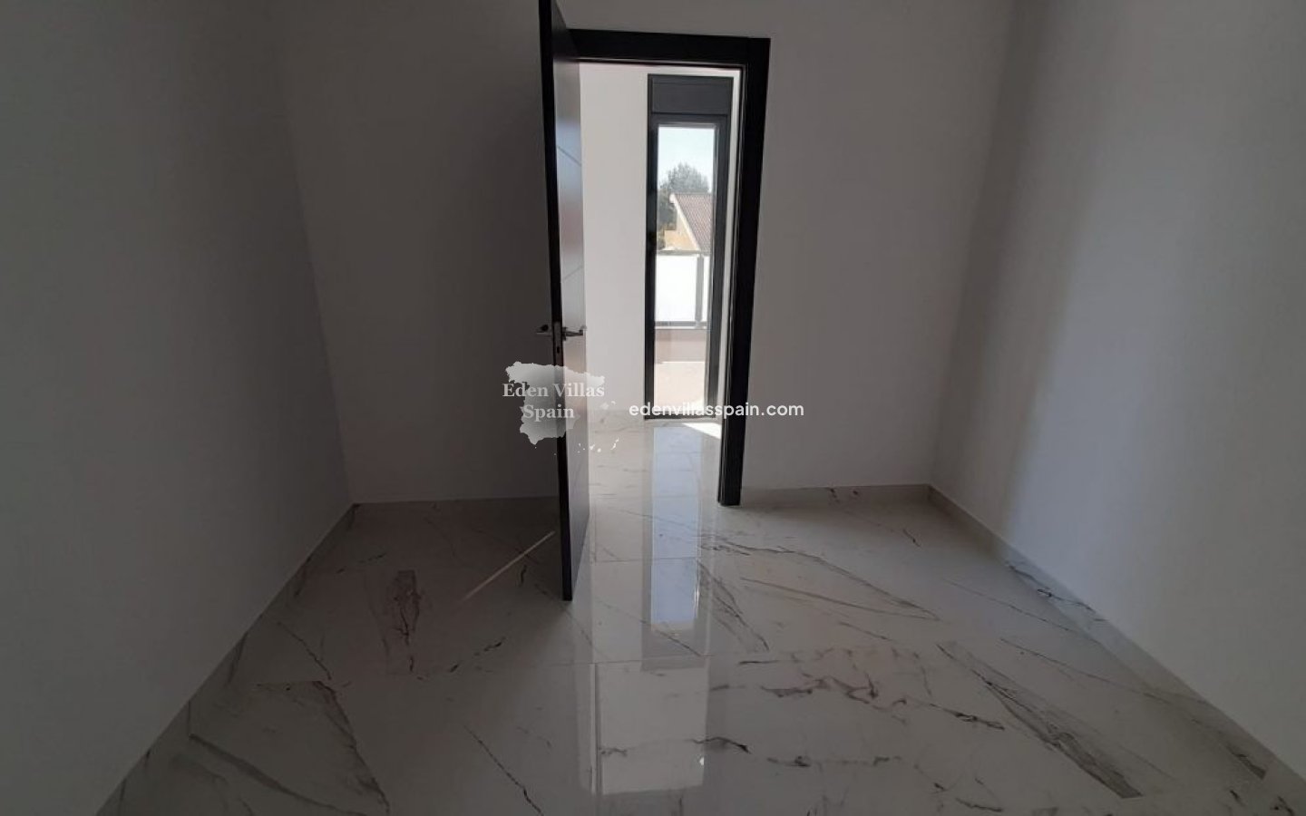 Obra Nueva - Villa costera - Orihuela Costa