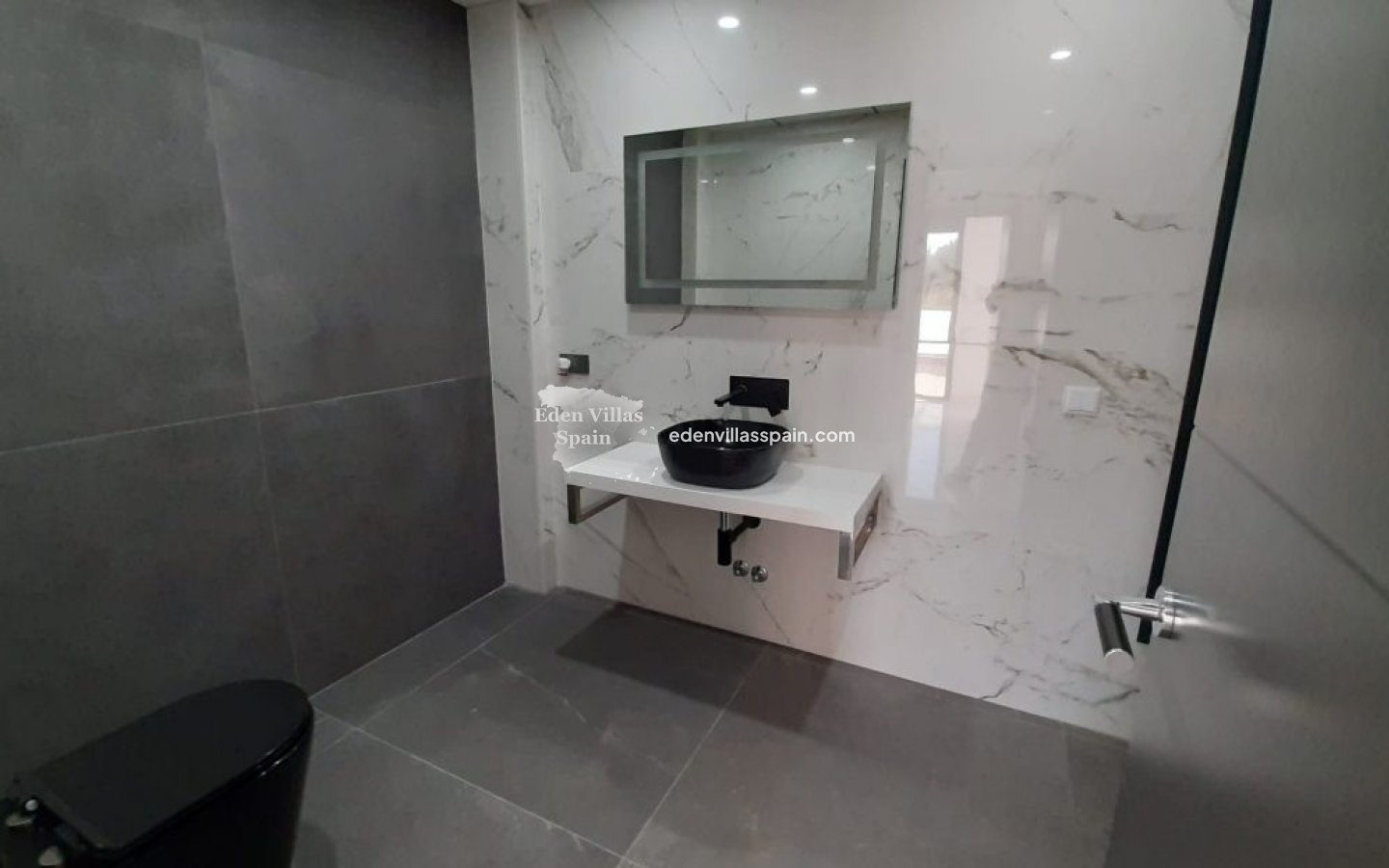 Obra Nueva - Villa costera - Orihuela Costa