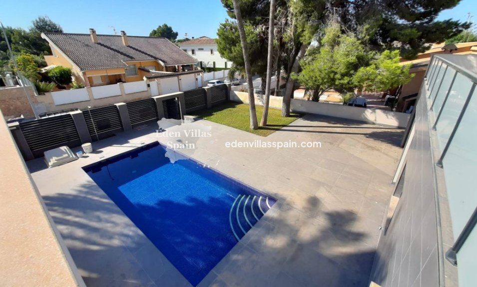 Obra Nueva - Villa costera - Orihuela Costa