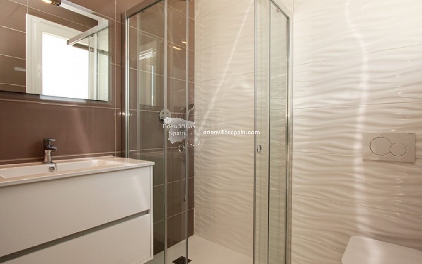 Obra Nueva - Villa costera - Torrevieja