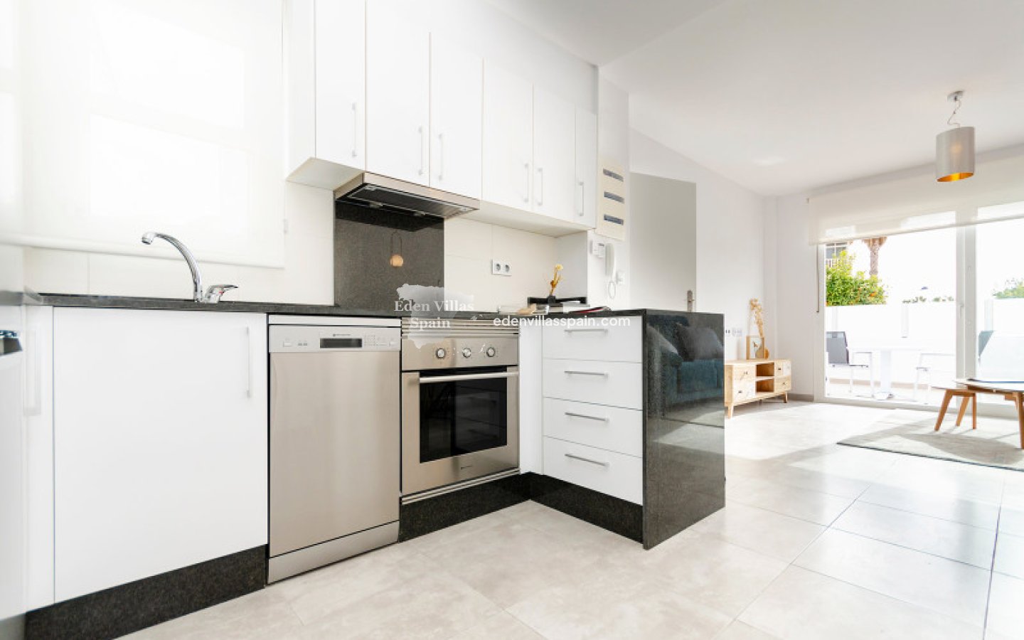 Obra Nueva - Villa costera - Torrevieja