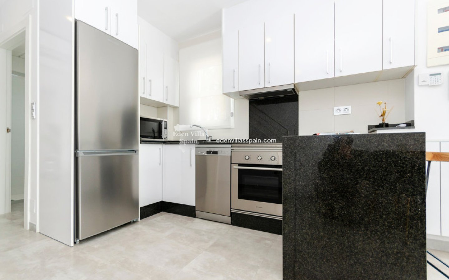 Obra Nueva - Villa costera - Torrevieja