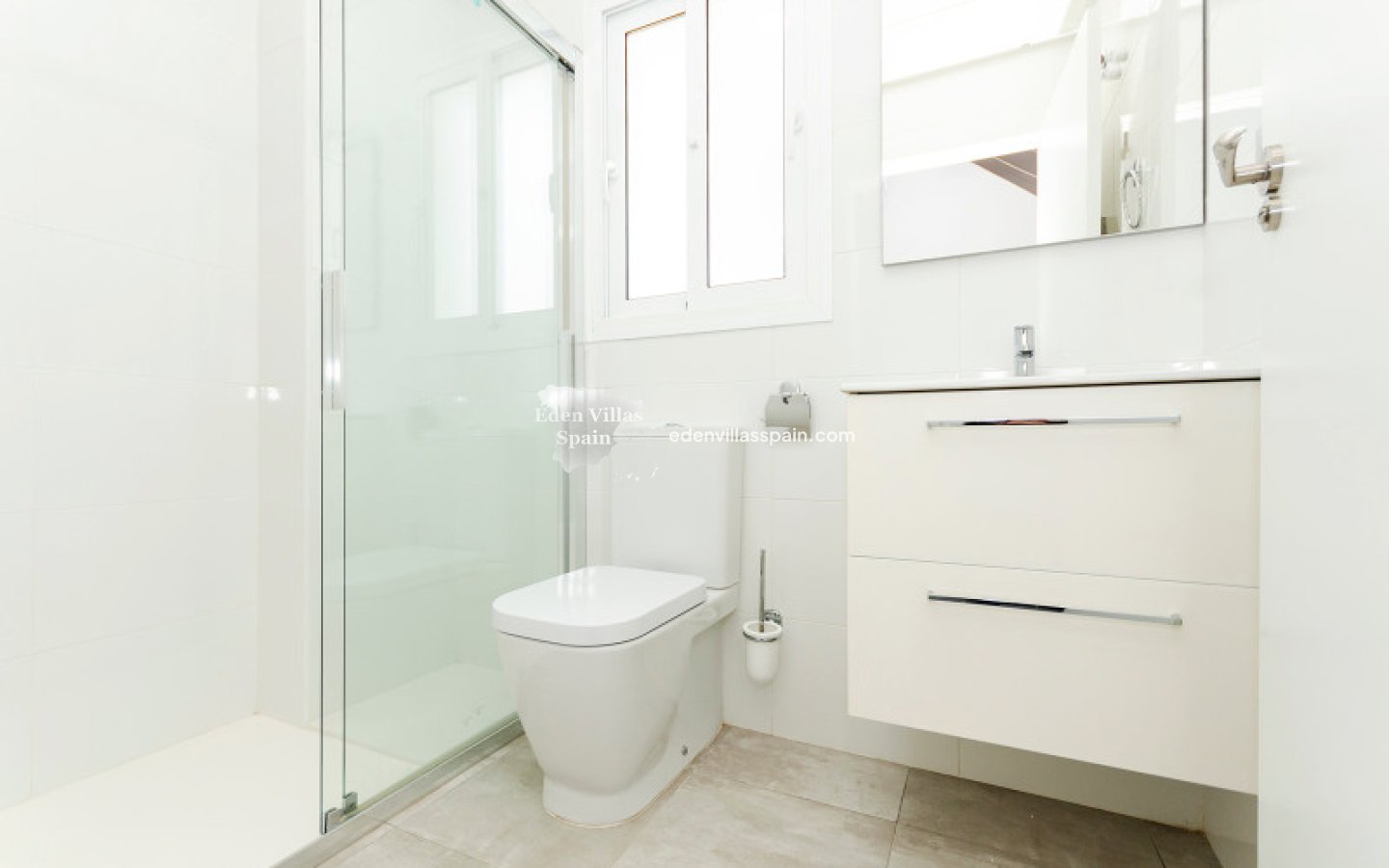 Obra Nueva - Villa costera - Torrevieja