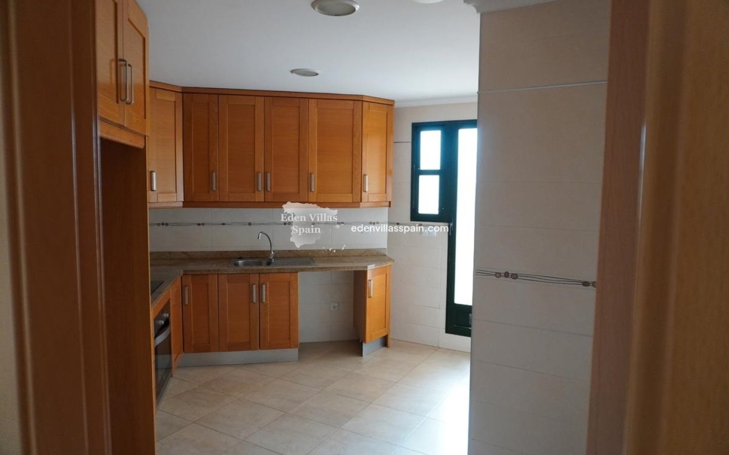 Resale - Apartment - Elche
