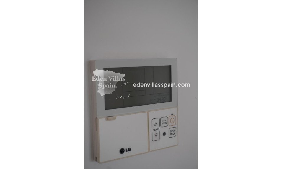 Resale - Apartment - Elche