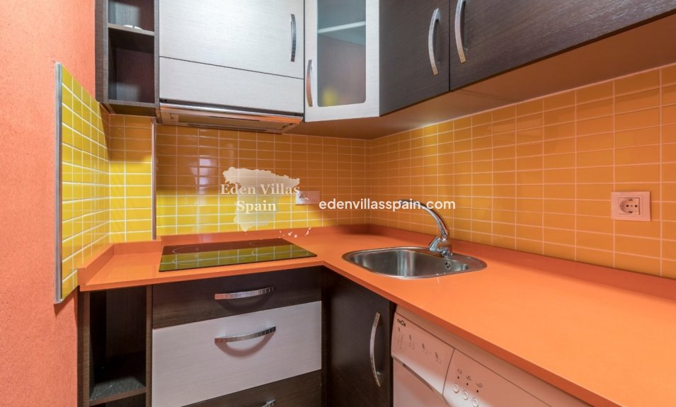 Resale - Apartment - Formentera del Segura