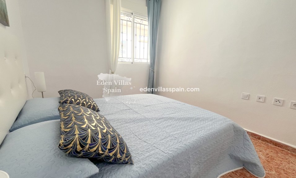 Resale - Bungalow - Los Montesinos