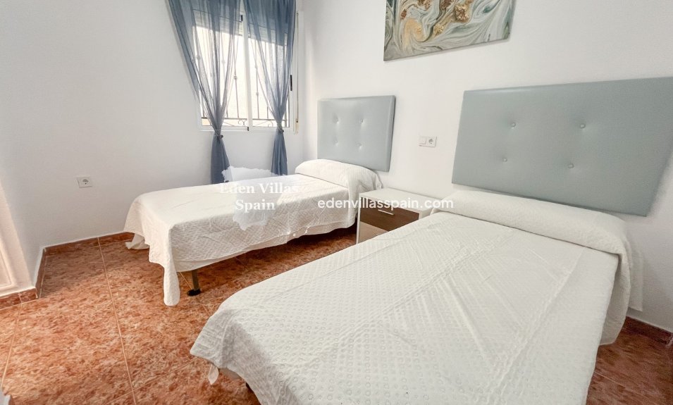 Resale - Bungalow - Los Montesinos