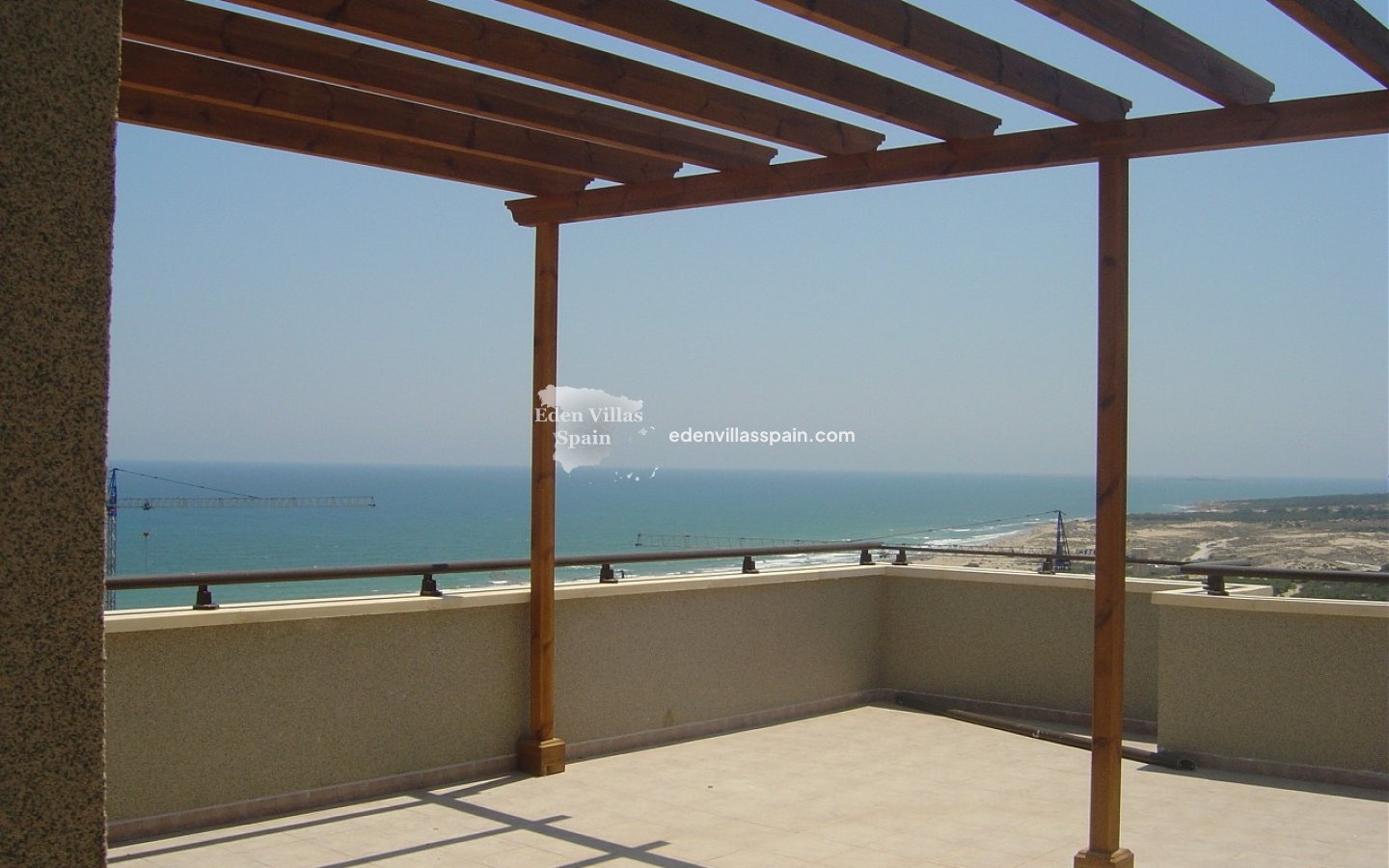 Resale - Coastal apartment - Arenales del Sol