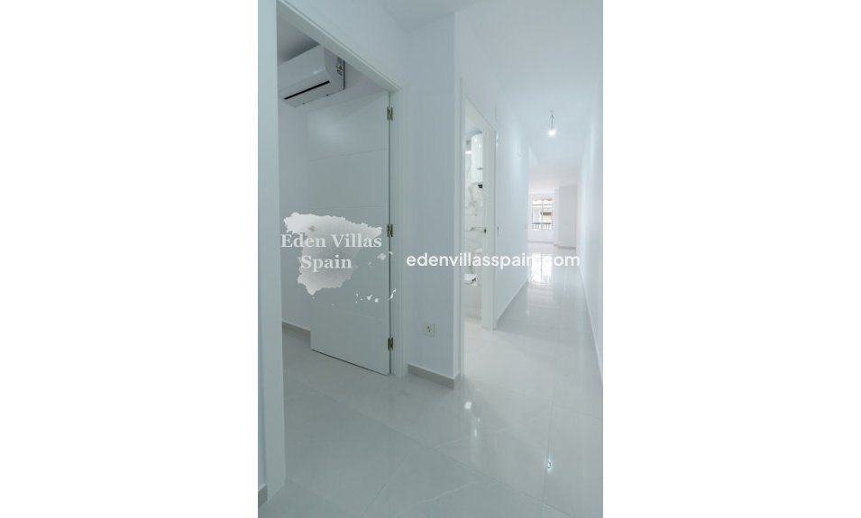 Resale - Coastal apartment - Torrevieja